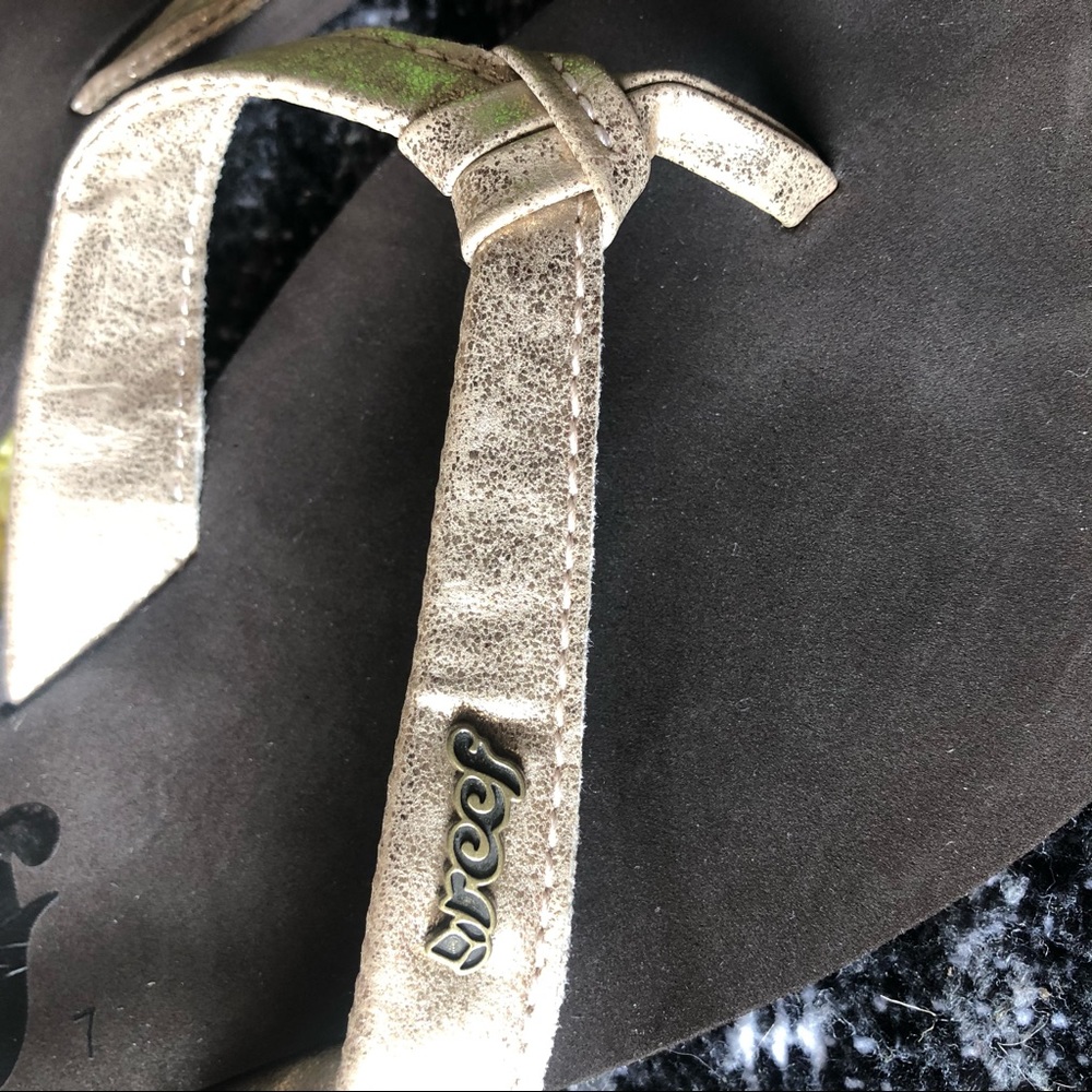 Gold/Brown Flip Flop Slippers 😎